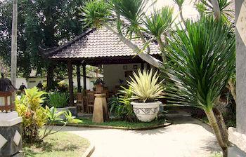 Bali Sunset Hotel 3*