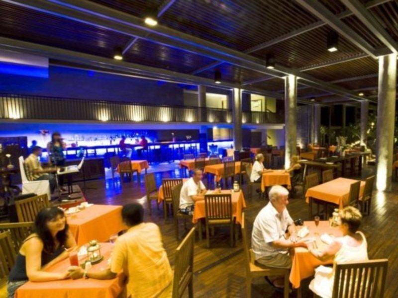 Hotel The Oasis Benoa Bali