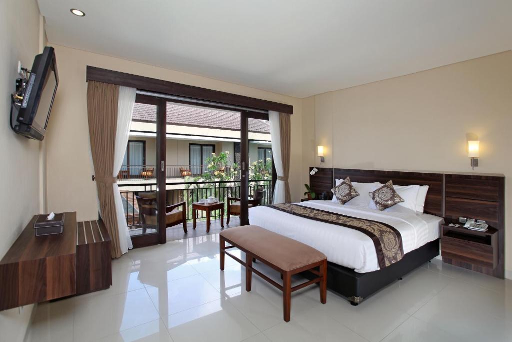 D'penjor Seminyak (Bali)