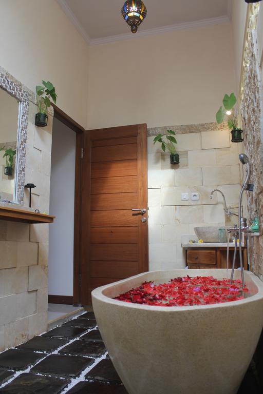 Villa Junjungan Serenity & *