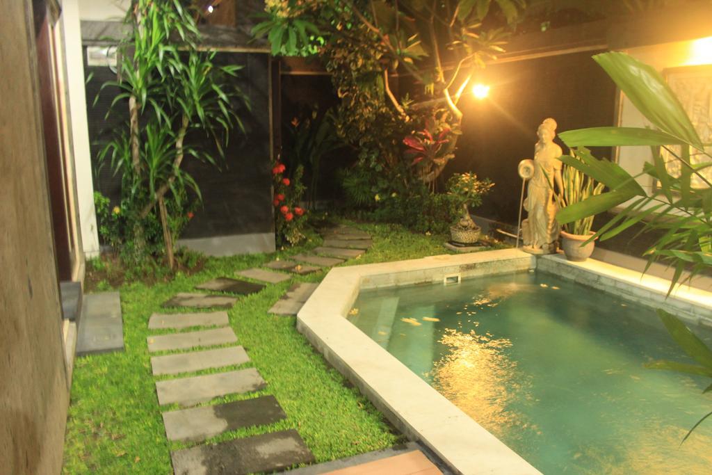 Villa Alit Bali *