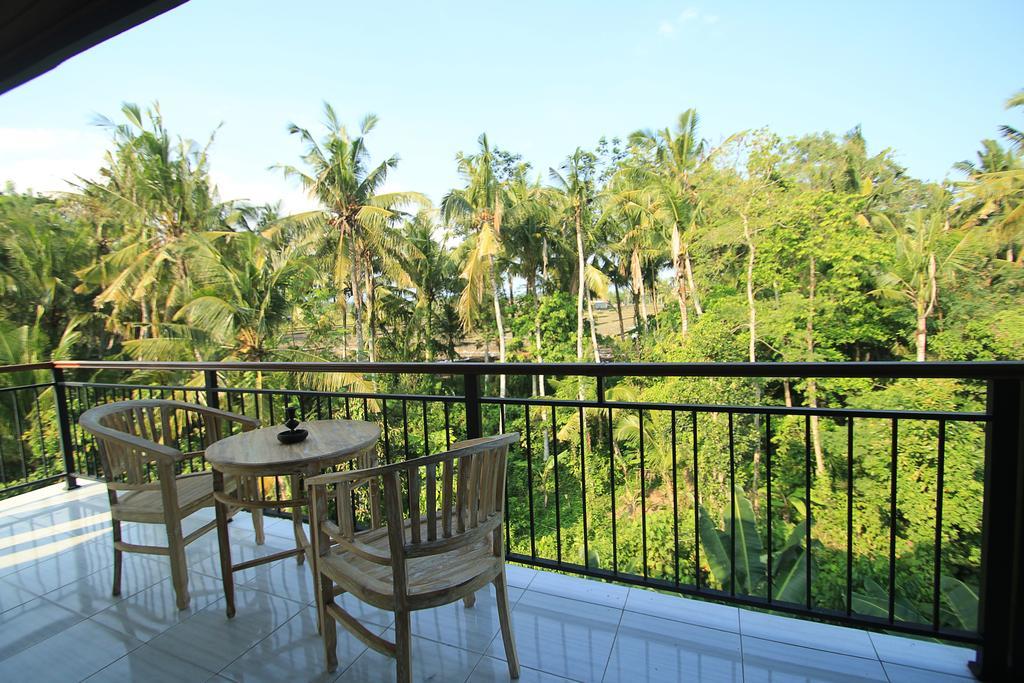 Akusara House Wisma tamu *
