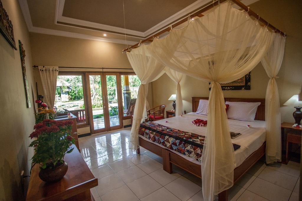 Taruna Boutique & Pemuteran (Bali)