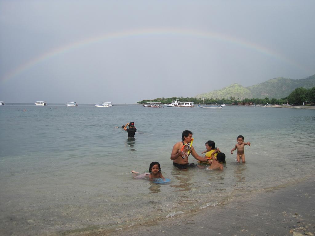 Homestay Biorock & Dive Center