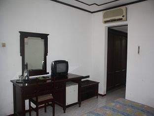 Hotel Oranjje 3*