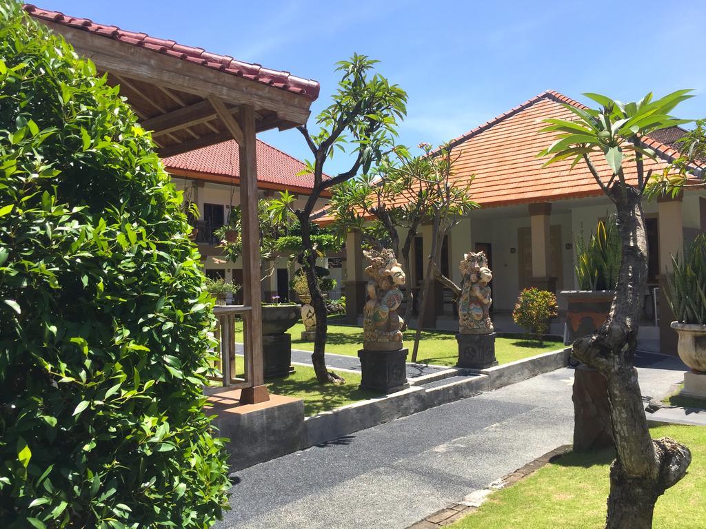 Agung Hotel 3*