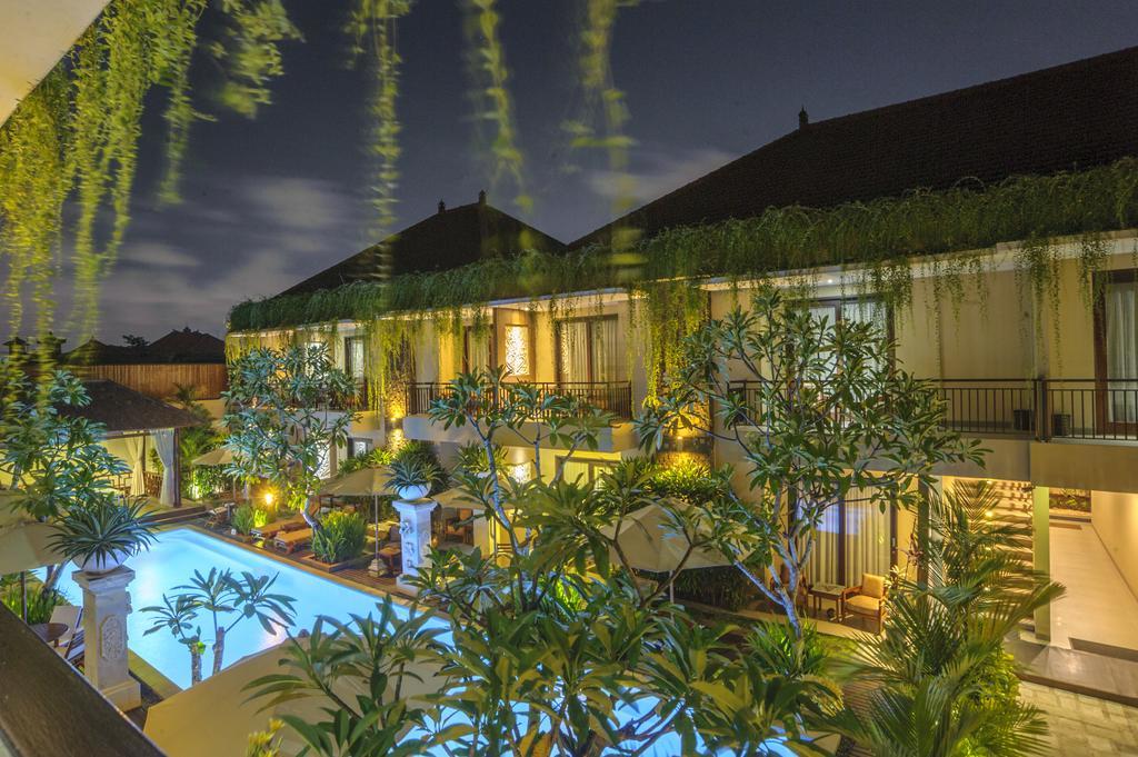D'penjor Hotel 4*