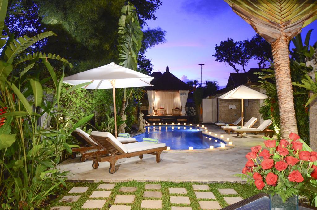 Tirta Ayu And Restaurant Karangasem (Bali)
