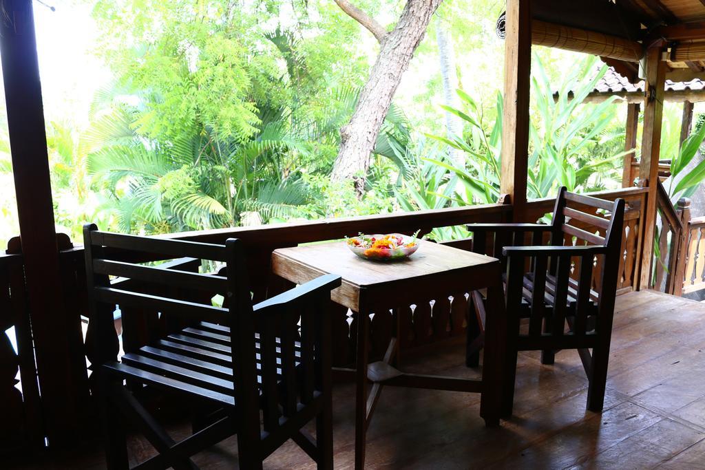 Lovina Beachhouse Villas Villa