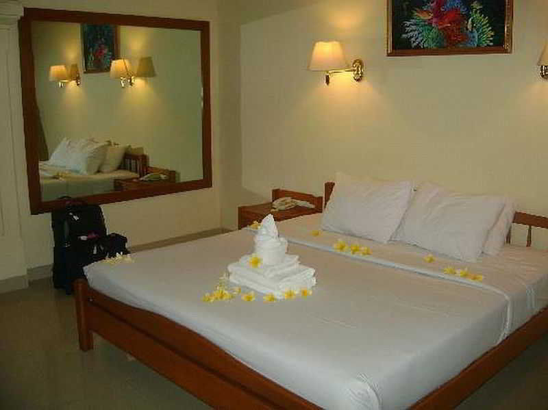 Green Garden Hotel