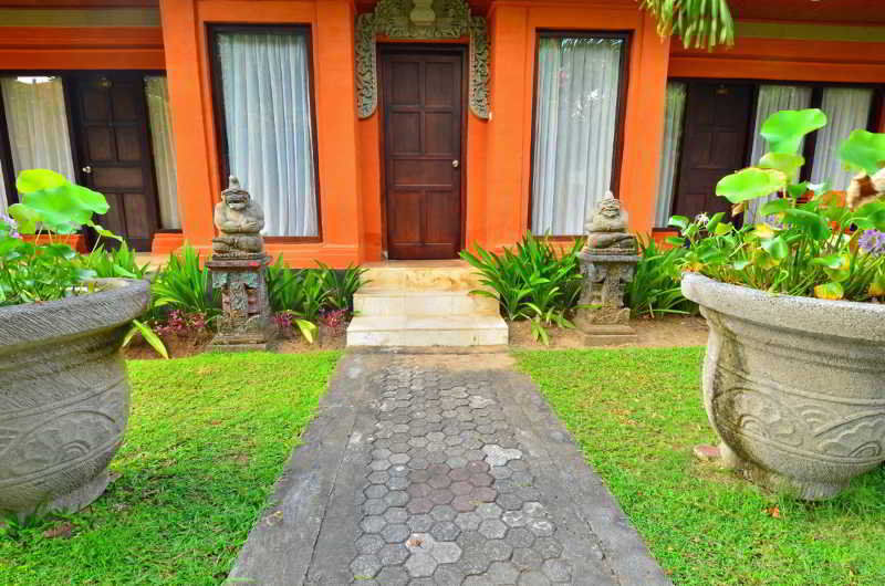 Inna Sindhu & Sanur (Bali)