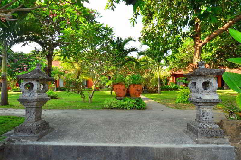 Inna Sindhu & 3* Sanur (Bali)