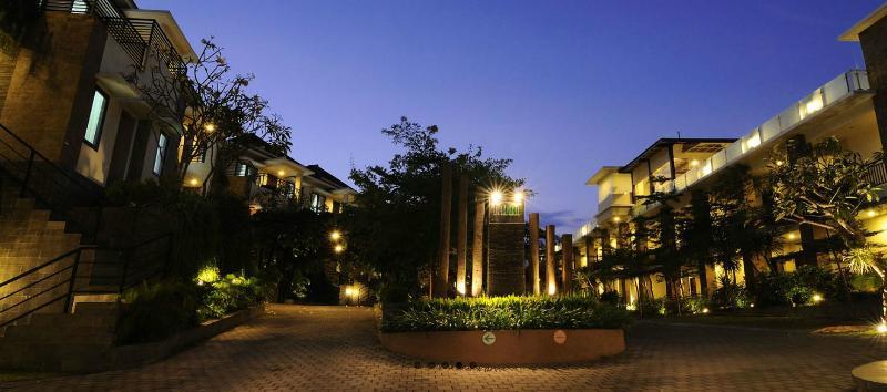 Parkside Denbukit & Jimbaran (Bali)