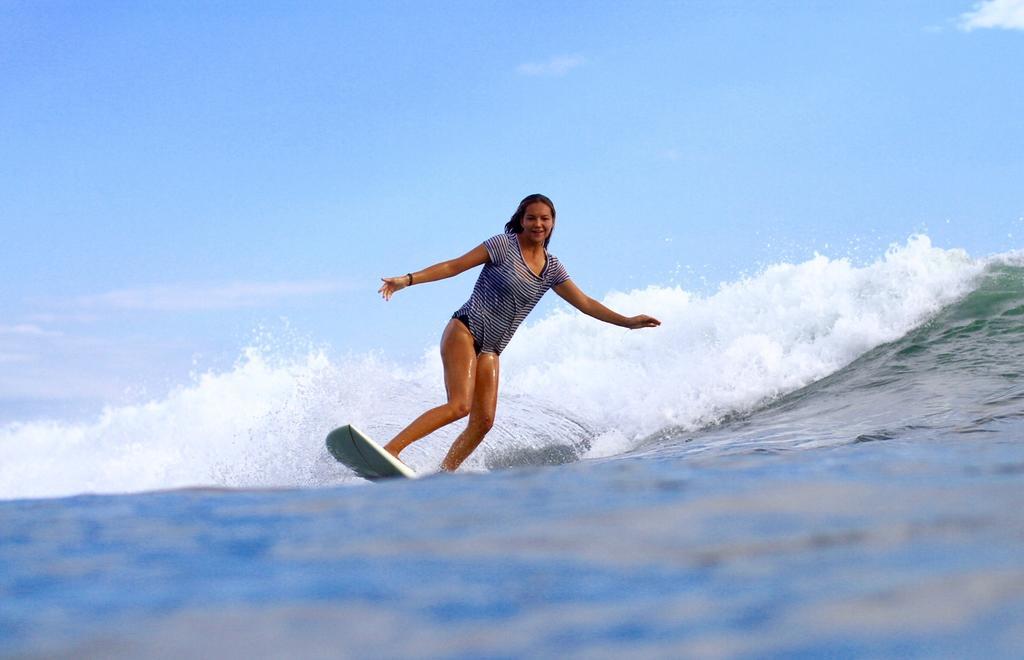 Medewi Secret Surfcamp 2*
