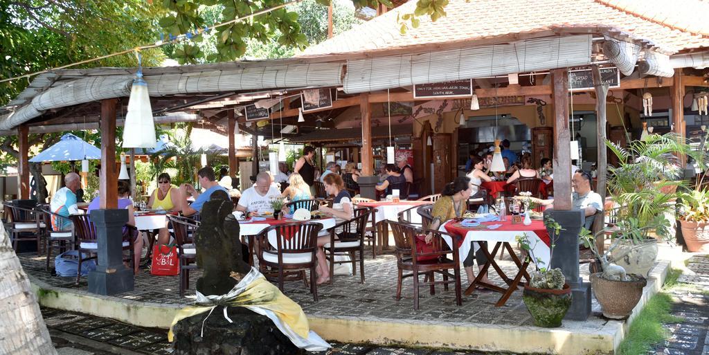 Hotel Cafe & Kebun Wayan 3*