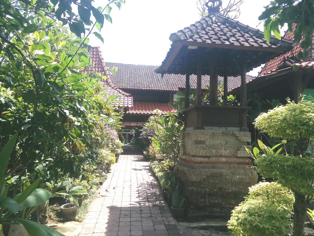 Gazebo Beach 3* Sanur (Bali)