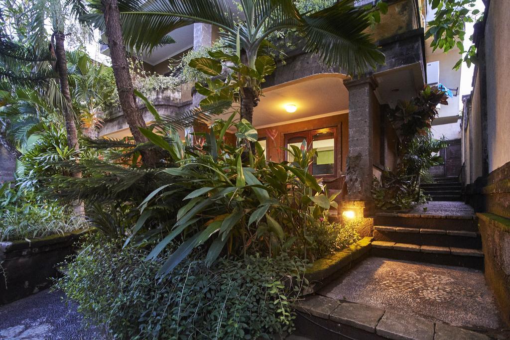 Ellies Guest house 2*
