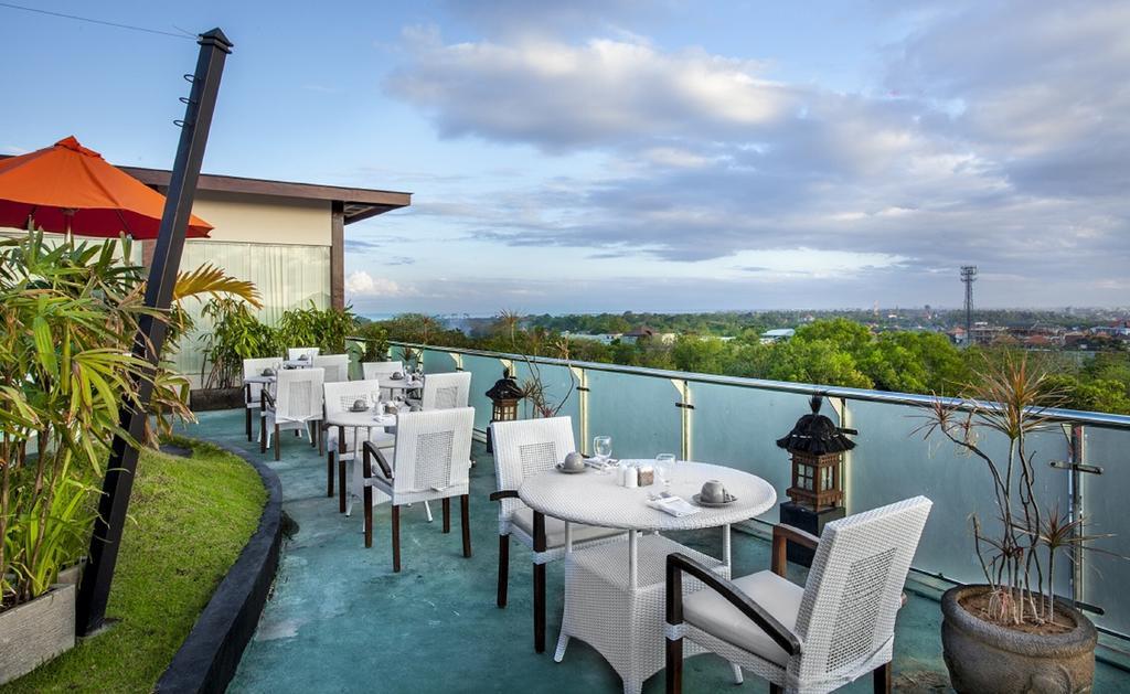Parkside Denbukit & Hotel Jimbaran (Bali)
