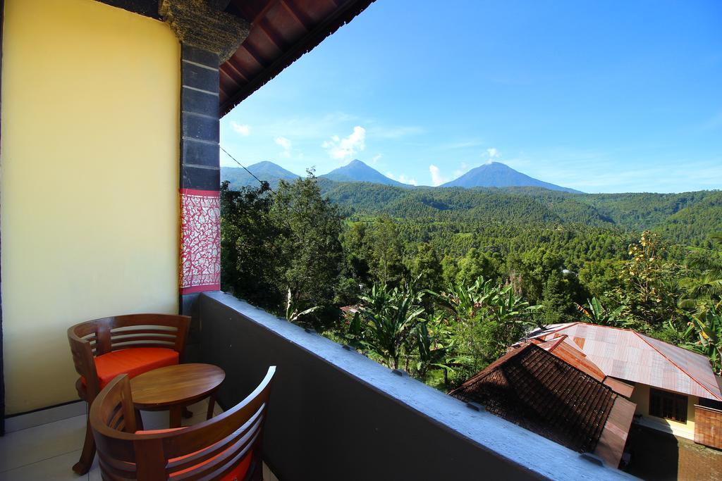 Edy Munduk (Bali)