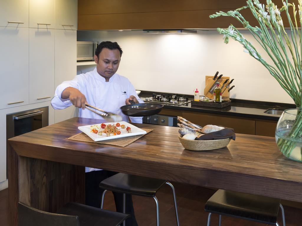 Villa The Layar - Designer And Spa, Chse Certified Seminyak (Bali)