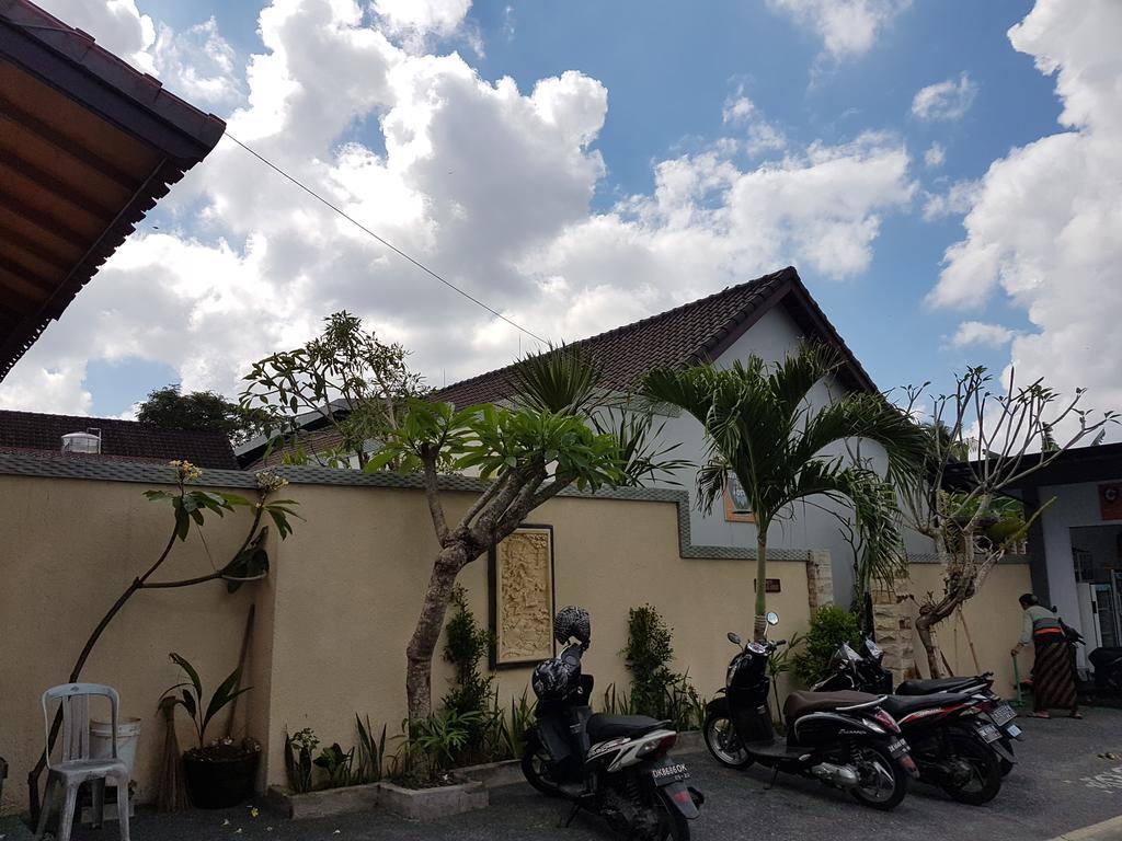Nyoman Guest house