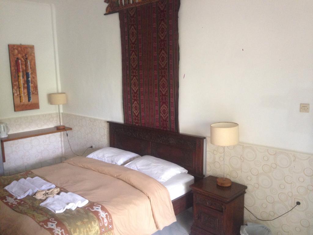Meriki Asrama Legian (Bali)