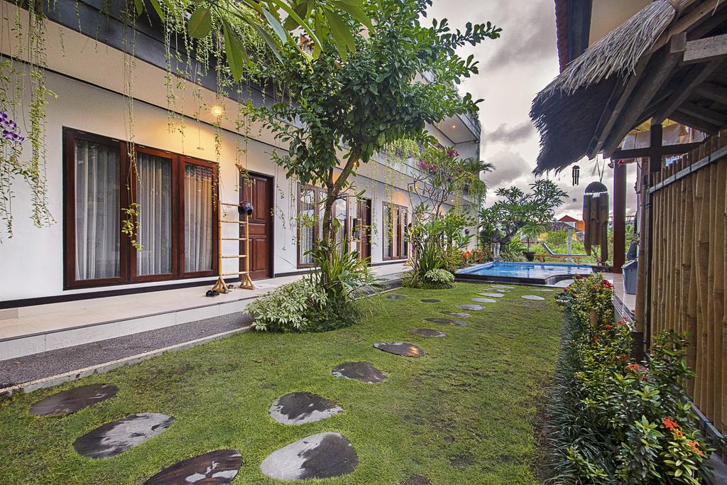 Bali Full Moon Guest house 4*