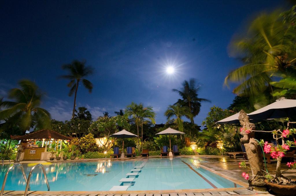 Kuta Puri Bungalows, And Resort 3*