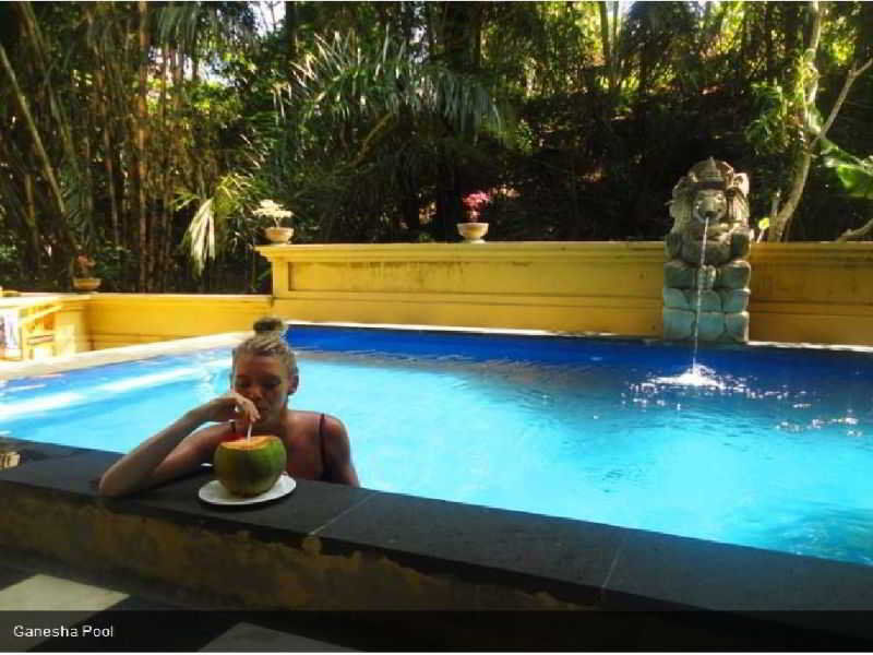 Bembengan Guest house 2*