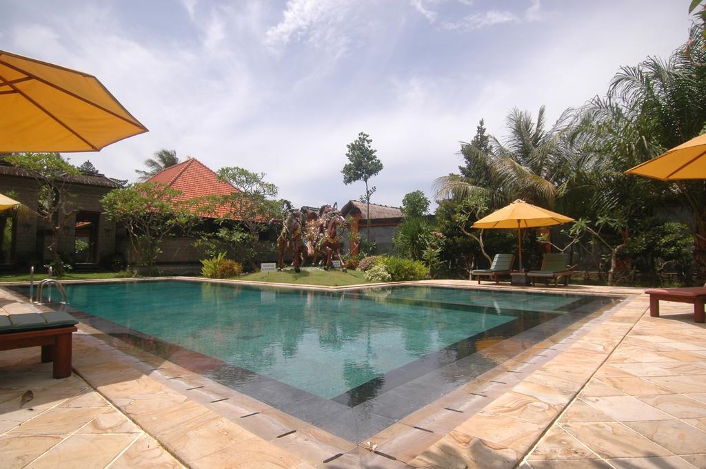 Puri Rai 2* Padangbai (Bali)
