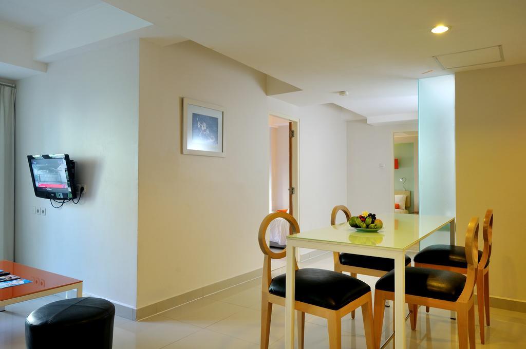 Harris & Residences Riverview Kuta, Bali Hotel 4*