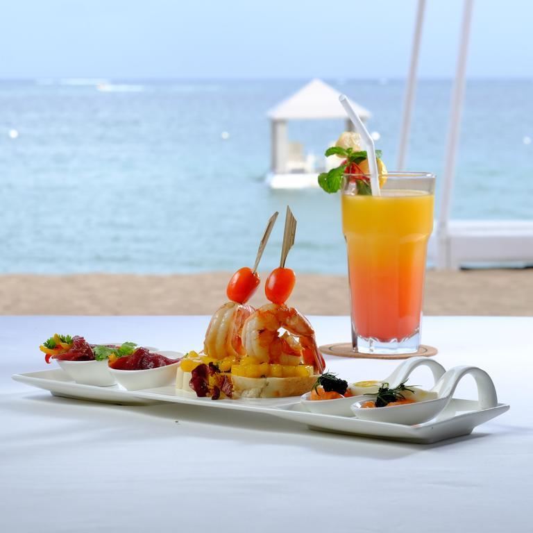Resort Puri Santrian And 4*