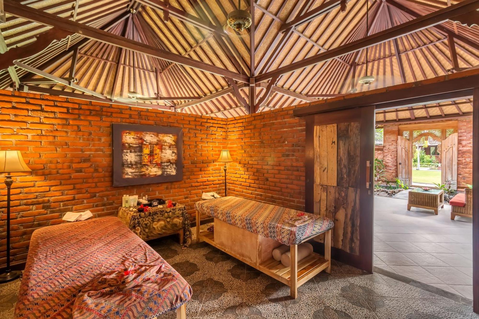 Kinaara & Bali Resor