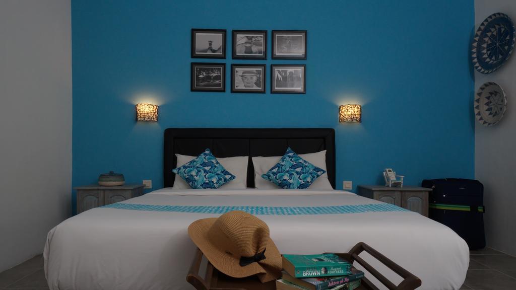 House Hotel