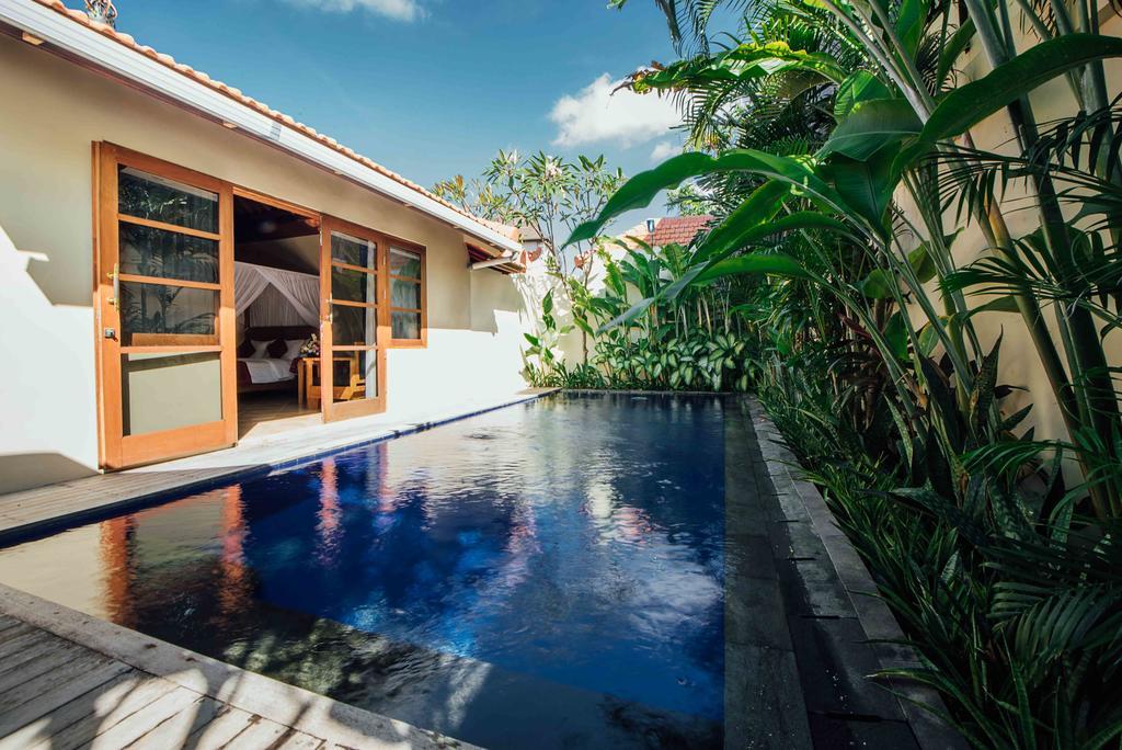 Resort Kuta Puri Bungalows, And