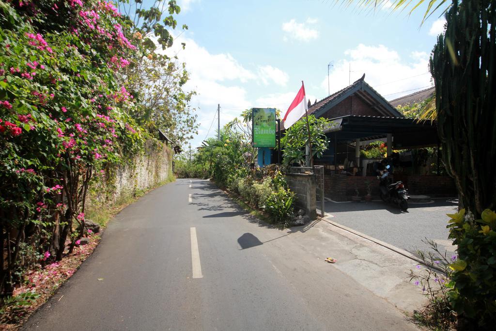 Rambo Uluwatu (Bali)