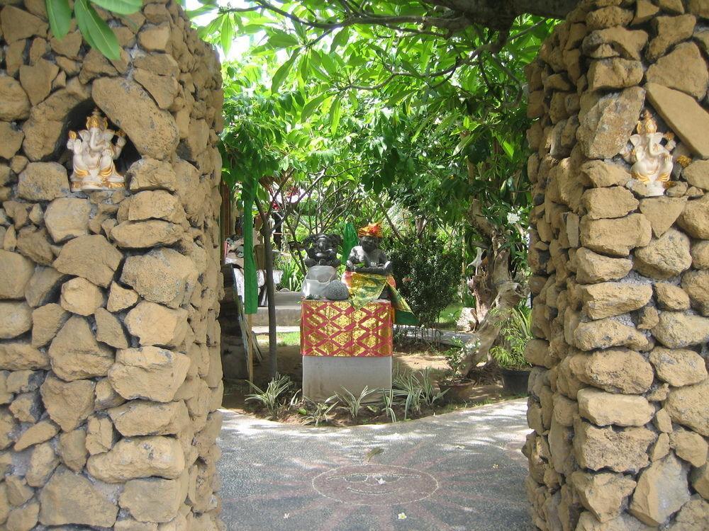 Harmony And Amed (Bali)