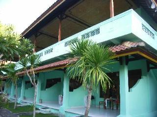 Mainski Lembongan Holiday park 2*