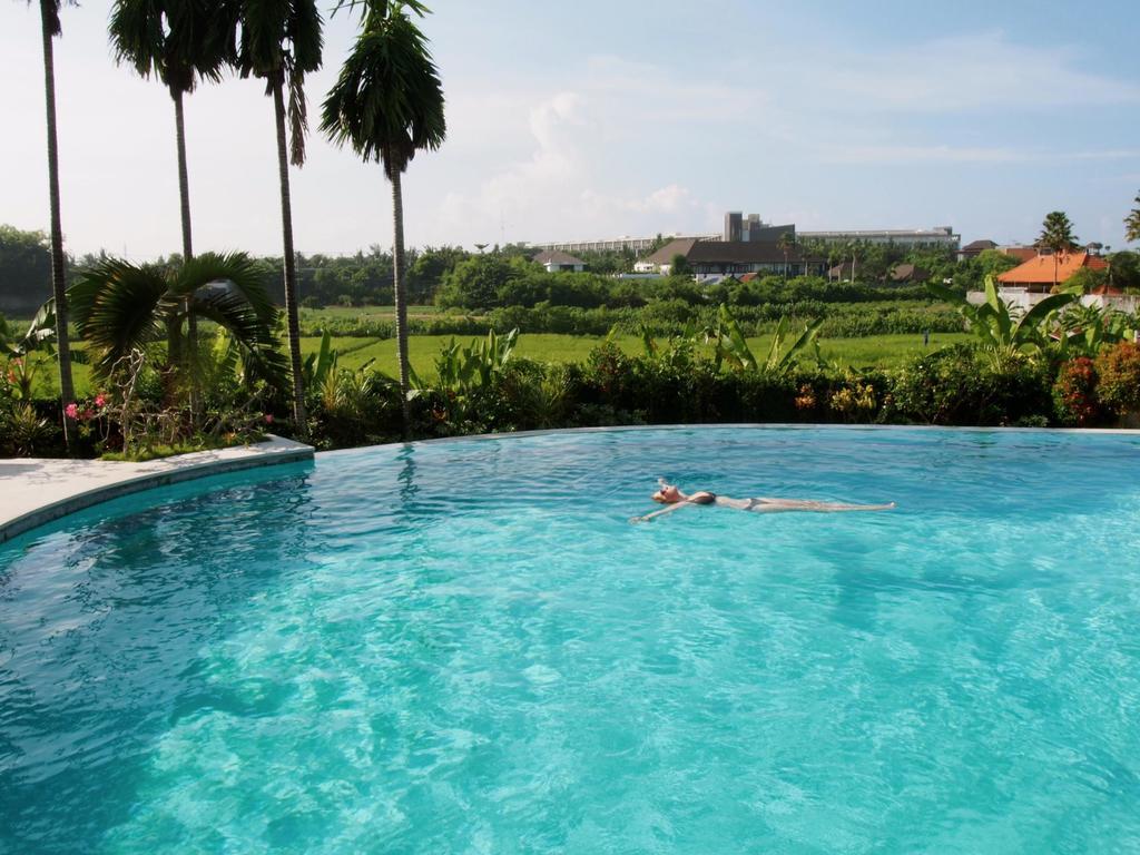 Resort Nipuri And By Kamara