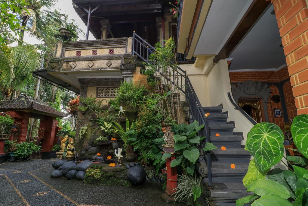 Taman Asri Homestay *
