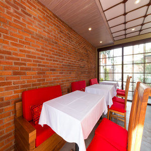 Art Villas *
