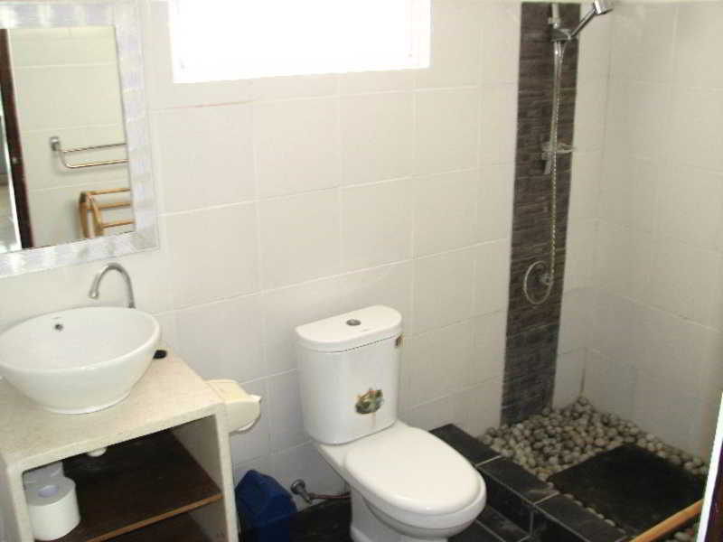 Mainski Lembongan Holiday park 2*