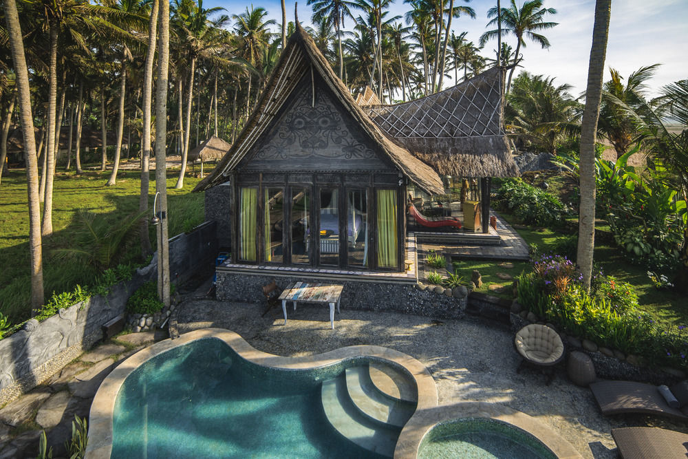 Absolute Beachfront Romantic Laut Krambitan