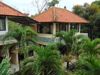 Hotel Ayu Guna 3*