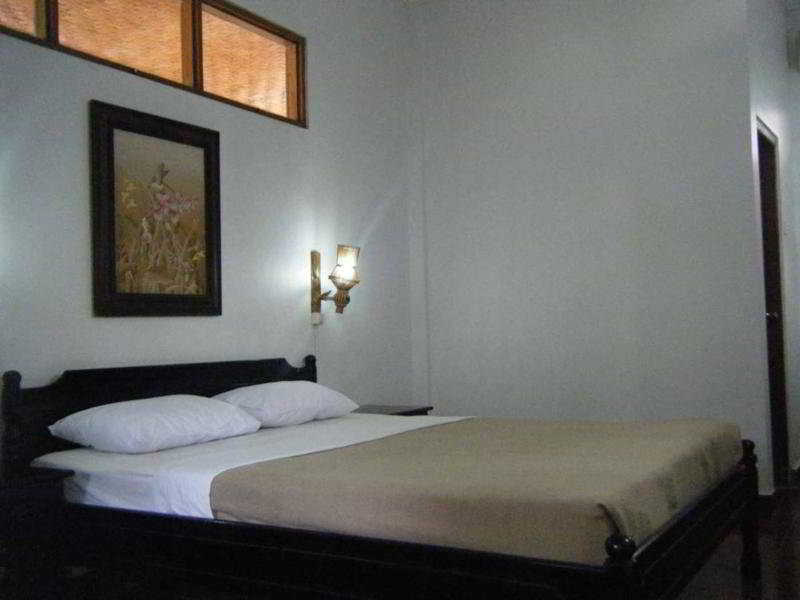 House 3*