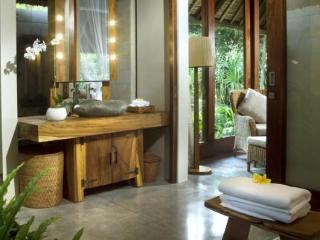 Reddoor Bali Hotel