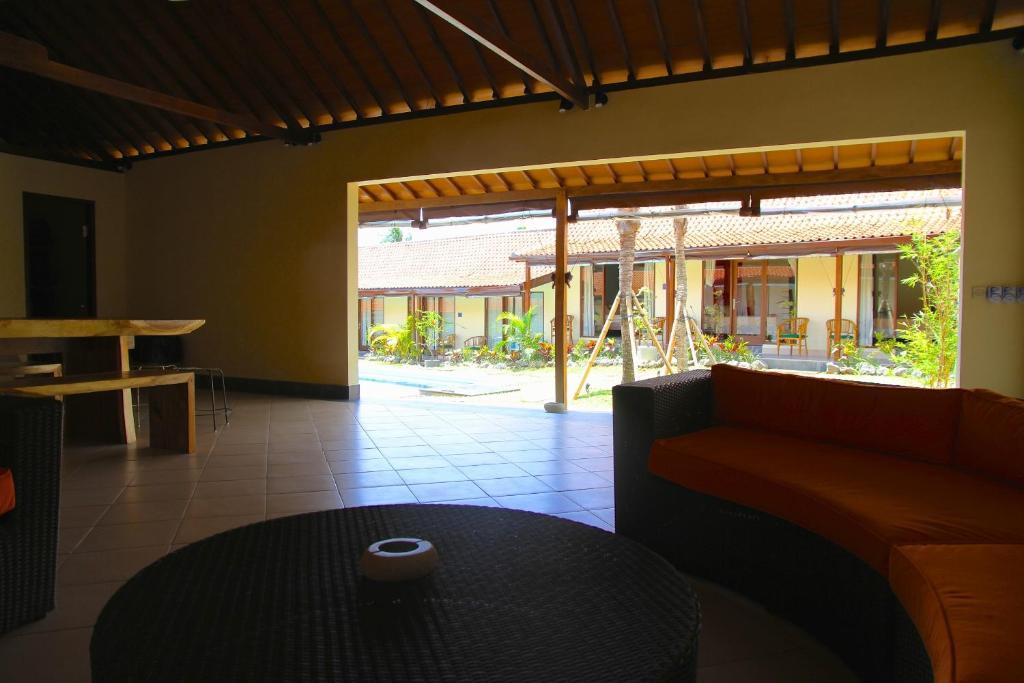 Guest house Mote Surfstay 3*