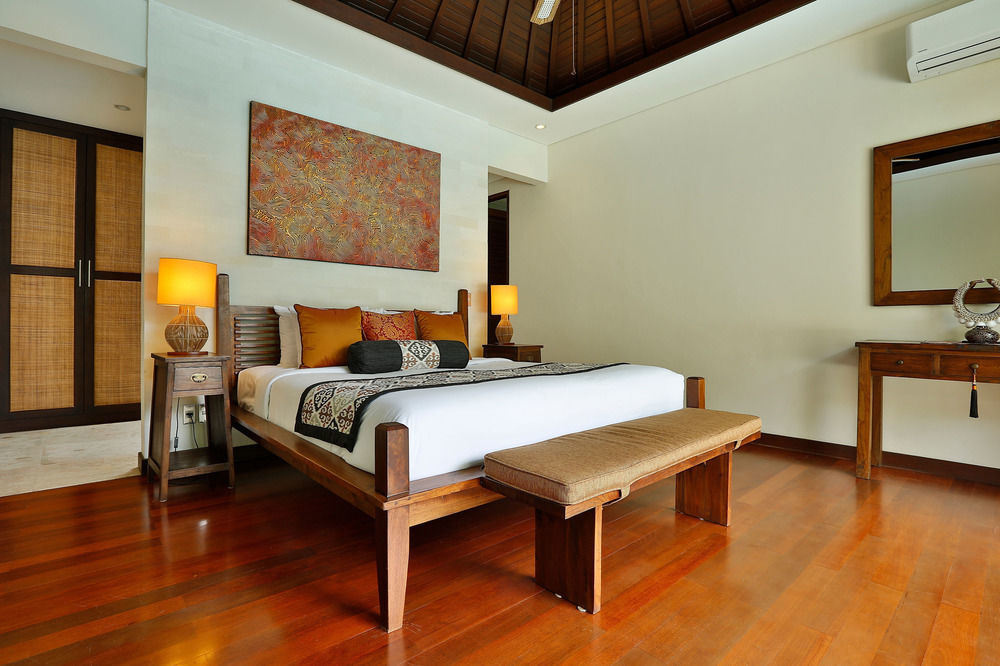 Kejora Hotel 4*