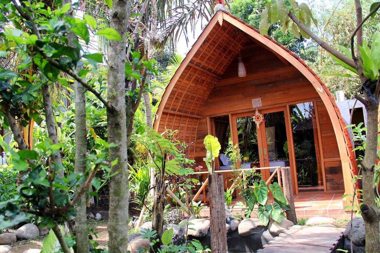 Guest house Ryanbagus 2*