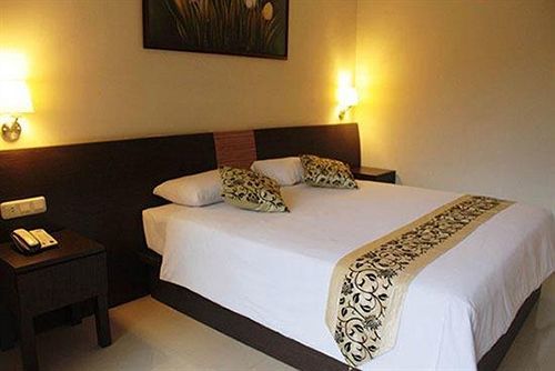 Hotel Losari Sunset 3*